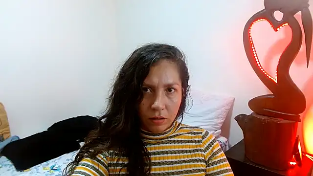 naihroby online show from December 10, 5:28 am