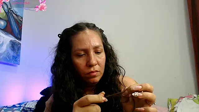 naihroby online show from November 8, 4:34 am