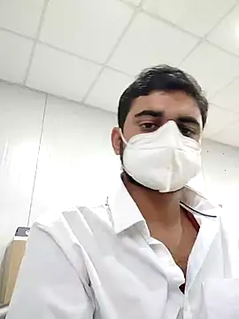 Snapshot of Ishan003 chatting on December 8, 7:26 am Ishan003 online show from December 8, 7:26 am