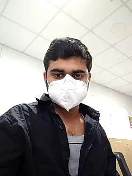 Snapshot of Ishan003 chatting on December 22, 9:22 am Ishan003 online show from December 22, 9:22 am