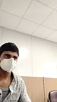 Snapshot of Ishan003 chatting on January 17, 4:26 pm Ishan003 online show from January 17, 4:26 pm