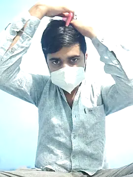 Snapshot of Ishan003 chatting on September 15, 12:21 am Ishan003 online show from September 15, 12:21 am