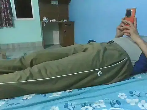 Snapshot of Ishan003 chatting on October 16, 4:19 pm Ishan003 online show from October 16, 4:19 pm