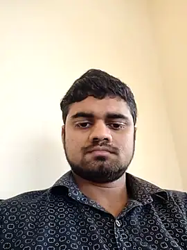 Snapshot of Ishan003 chatting on May 9, 6:07 am Ishan003 online show from May 9, 6:07 am