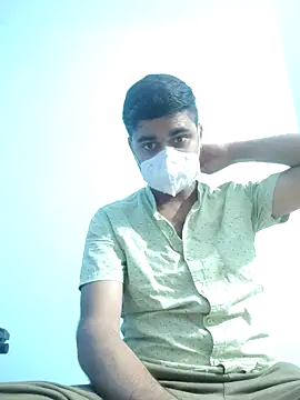 Snapshot of Ishan003 chatting on May 22, 12:40 am Ishan003 online show from May 22, 12:40 am