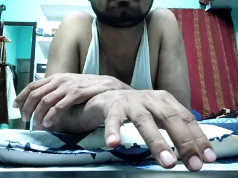Snapshot of Ishan003 chatting on May 28, 1:52 pm Ishan003 online show from May 28, 1:52 pm