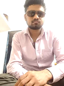 Snapshot of Ishan003 chatting on June 2, 2:52 pm Ishan003 online show from June 2, 2:52 pm