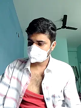 Snapshot of Ishan003 chatting on June 9, 6:14 am Ishan003 online show from June 9, 6:14 am