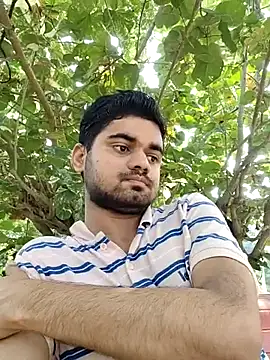 Snapshot of Ishan003 chatting on June 27, 2:49 am Ishan003 online show from June 27, 2:49 am