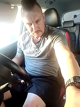 LukedavidDestroys online show from January 8, 8:44 pm