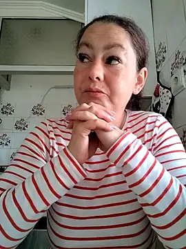 Snapshot of RamyLove36 chatting on April 9, 4:34 pm RamyLove36 online show from April 9, 4:34 pm