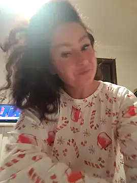 Snapshot of RamyLove36 chatting on April 10, 8:13 pm RamyLove36 online show from April 10, 8:13 pm