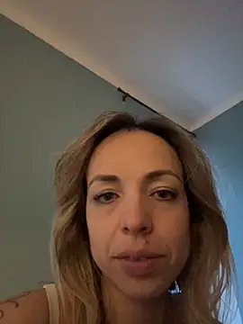 Annelibre online show from February 1, 6:54 am