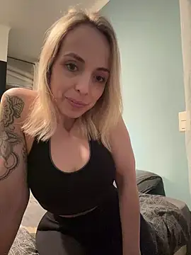 Annelibre online show from February 23, 8:33 pm