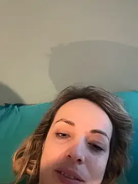 Annelibre online show from November 29, 6:49 am