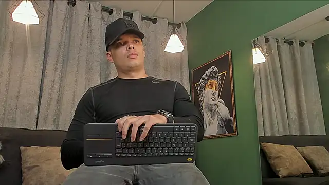 Jake Tylerr  online show from February 16, 10:39 pm