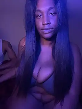 Stacy Raine online show from February 13, 9:22 pm