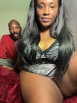 Stacy Raine online show from April 14, 7:03 am