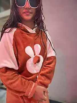 Snapshot of DiyAsingHh chatting on January 11, 8:25 pm DiyAsingHh online show from January 11, 8:25 pm