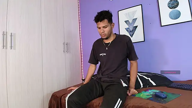 miaa lux online show from February 7, 6:56 pm