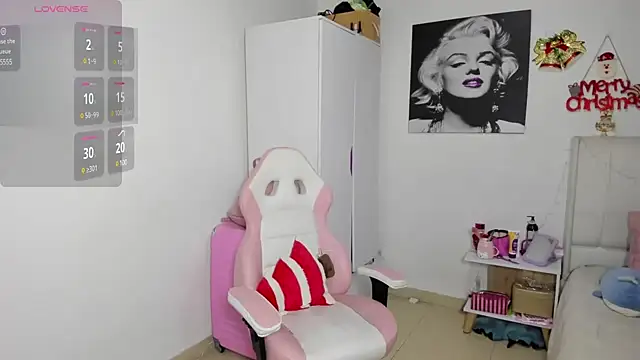 playsecrets online show from December 22, 8:58 pm