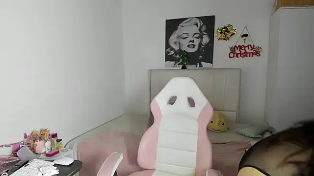 playsecrets online show from December 31, 5:40 pm