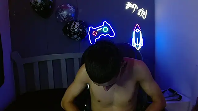 Snapshot of JackSwan18 chatting on January 8, 4:00 pm JackSwan18 online show from January 8, 4:00 pm