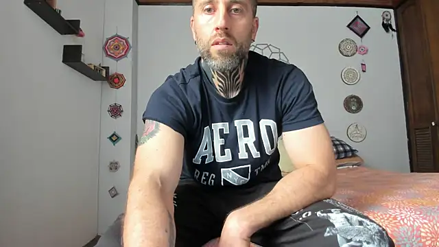 Antoniohot2024 online show from December 31, 4:04 pm