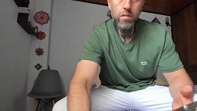 Antoniohot2024 online show from January 29, 2:21 pm