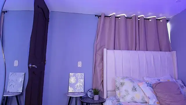 Shenoa1 online show from November 3, 12:50 pm