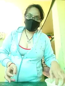 Snapshot of heenage chatting on January 13, 4:18 am heenage online show from January 13, 4:18 am