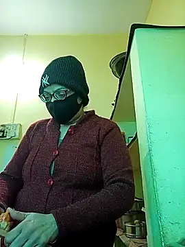 heenage online show from December 17, 7:14 am