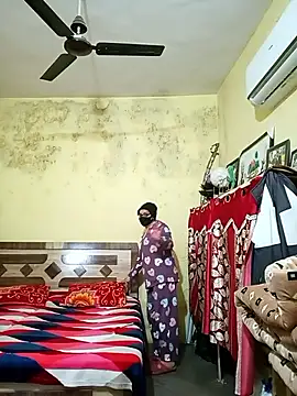 Snapshot of heenage chatting on January 9, 4:37 am heenage online show from January 9, 4:37 am