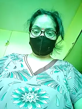 heenage online show from April 11, 5:45 am