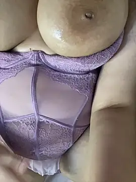 Snapshot of arabe-sex chatting on June 2, 1:07 am arabe-sex online show from June 2, 1:07 am