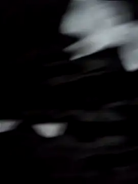 jhulyyy online show from March 22, 8:59 pm