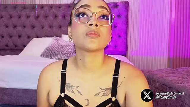 EMILYY FOXY online show from March 10, 6:57 pm