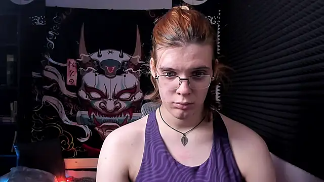 Snapshot of KIKI_Krash chatting on December 24, 10:22 am KIKI Krash online show from December 24, 10:22 am