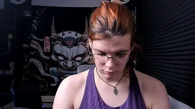 Snapshot of KIKI_Krash chatting on December 24, 2:54 pm KIKI Krash online show from December 24, 2:54 pm