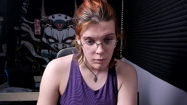 Snapshot of KIKI_Krash chatting on December 24, 5:55 pm KIKI Krash online show from December 24, 5:55 pm