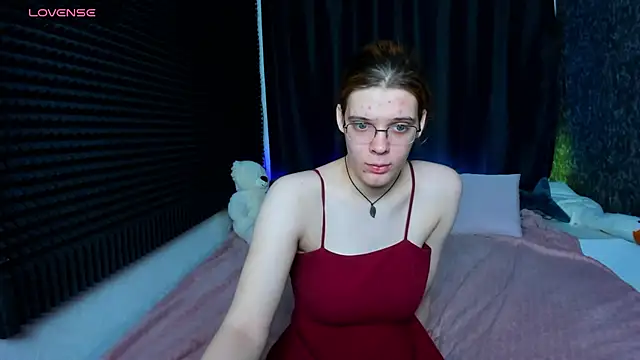 Snapshot of KIKI_Krash chatting on January 21, 10:08 am KIKI Krash online show from January 21, 10:08 am