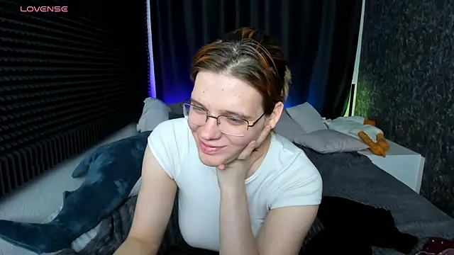 Snapshot of KIKI_Krash chatting on January 25, 5:40 pm KIKI Krash online show from January 25, 5:40 pm