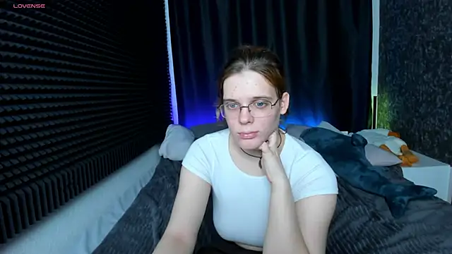 Snapshot of KIKI_Krash chatting on January 26, 6:58 pm KIKI Krash online show from January 26, 6:58 pm