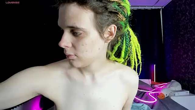 KIKI Krash online show from December 22, 10:23 am