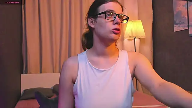 KIKI Krash online show from April 23, 10:14 am