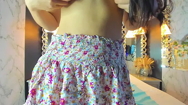 Snapshot of Skinny_Linda chatting on March 1, 10:13 am Skinny Linda online show from March 1, 10:13 am