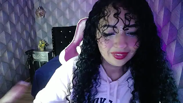 Sofiacowperx online show from February 23, 9:05 pm