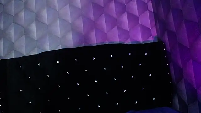 Sofiacowperx online show from February 24, 7:44 am