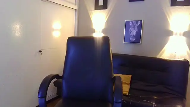 Snapshot of Jsneiidy_ATH chatting on January 18, 3:31 am Jsneiidy ATH online show from January 18, 3:31 am