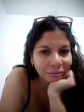 Carliina Soussa online show from January 27, 11:00 pm